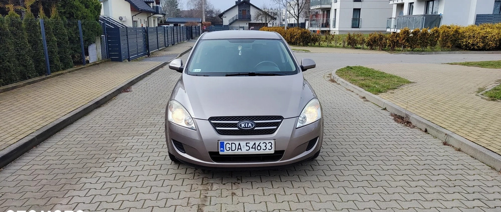 Kia Ceed cena 13390 przebieg: 205100, rok produkcji 2009 z Bieruń małe 92